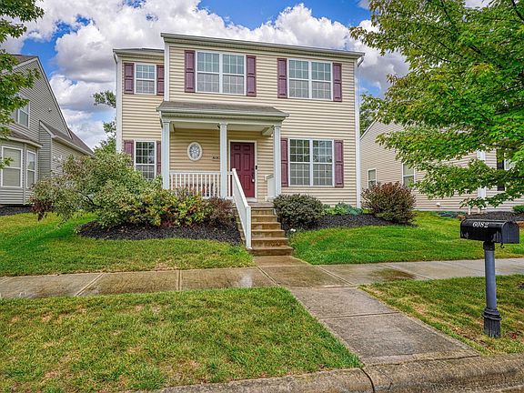 3rd image of 6082 Foxmeadow Dr