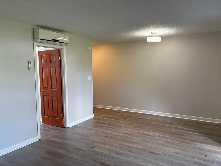 3112 W Horatio St #40 — Photo 2