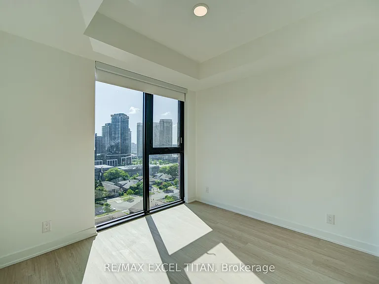 699 Sheppard Ave E #1115 — Photo 28