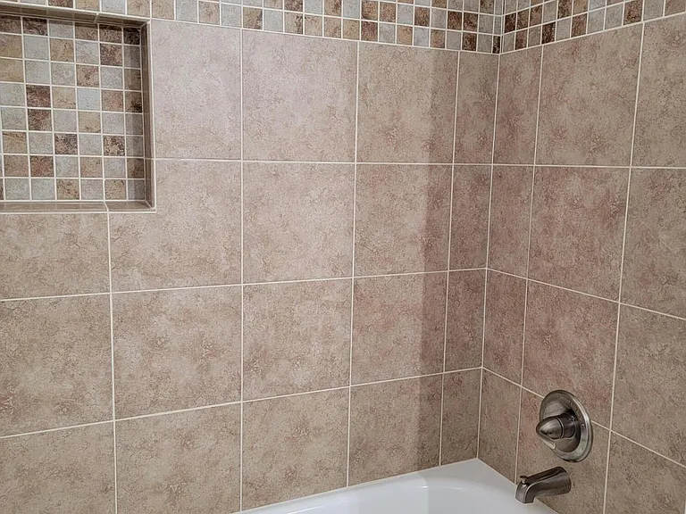 9689 N Donegal Pl — Photo 7