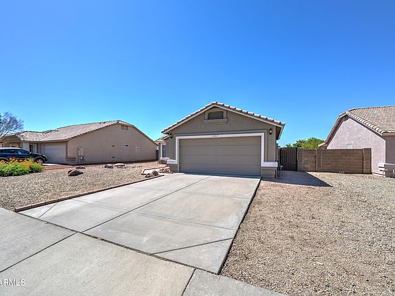 2nd image of 1337 W 15TH Avenue