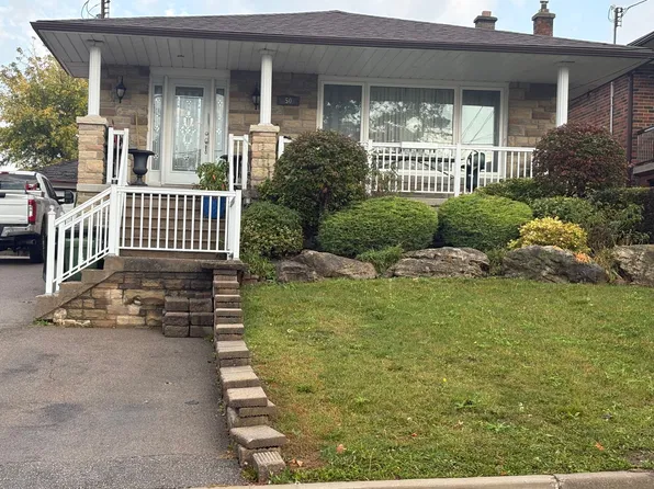 50 Deevale Rd, Toronto, ON M3M 1Z5