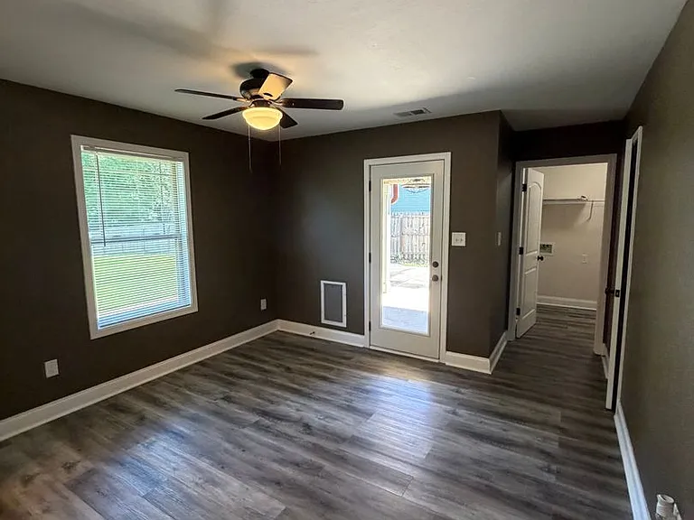 1193 Henry Place Blvd — Photo 11
