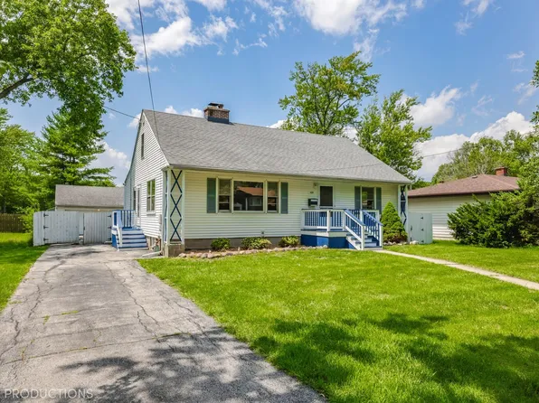 1424 Vincennes St, Crete, IL 60417