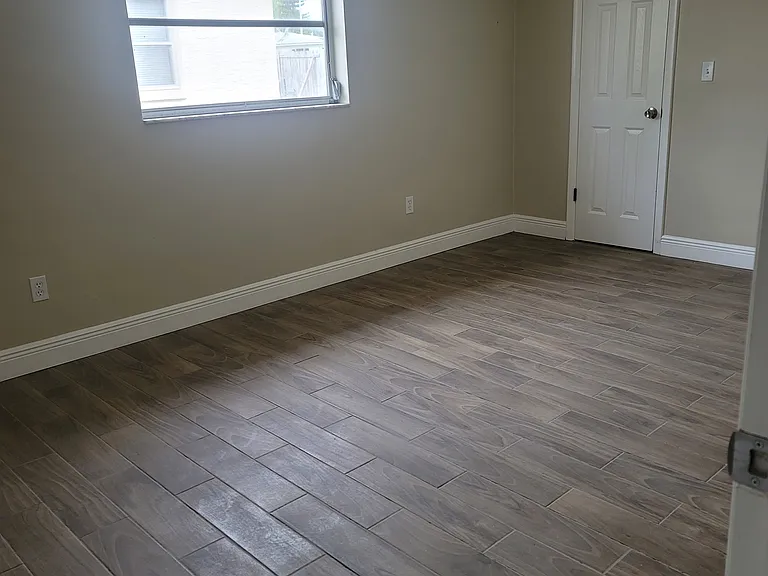 3447 Cincinnati Dr — Photo 6