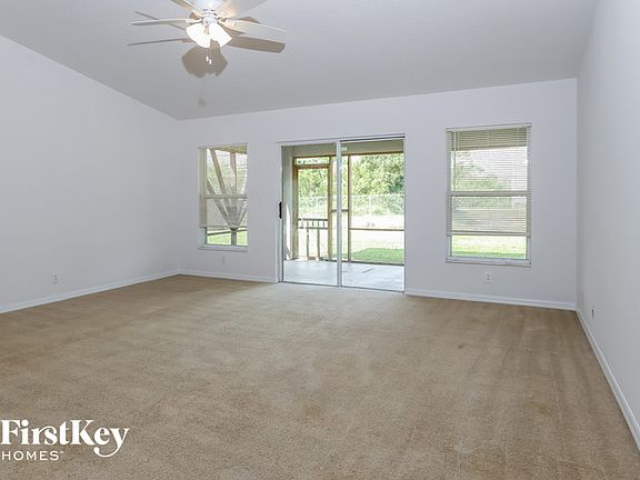 4th image of 3526 SW Rosardo St