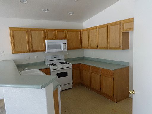5th image of 3887 Featherbed Ct