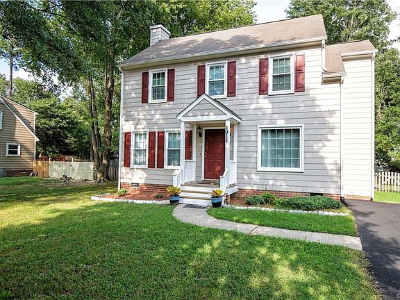 3rd image of 1911 Leslie Ln