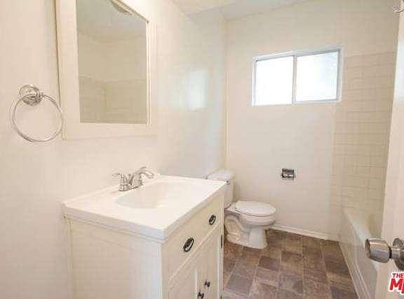 5th image of 1833 Benecia Ave #1