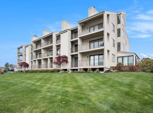 20051 Berwyck St #A-9, Spring Lake, MI 49456