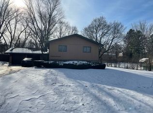 2735 63rd St, Downers grove, IL 60516