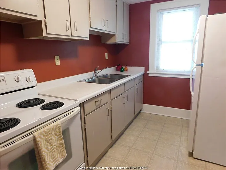 2246 Mercer St #UPPER — Photo 5