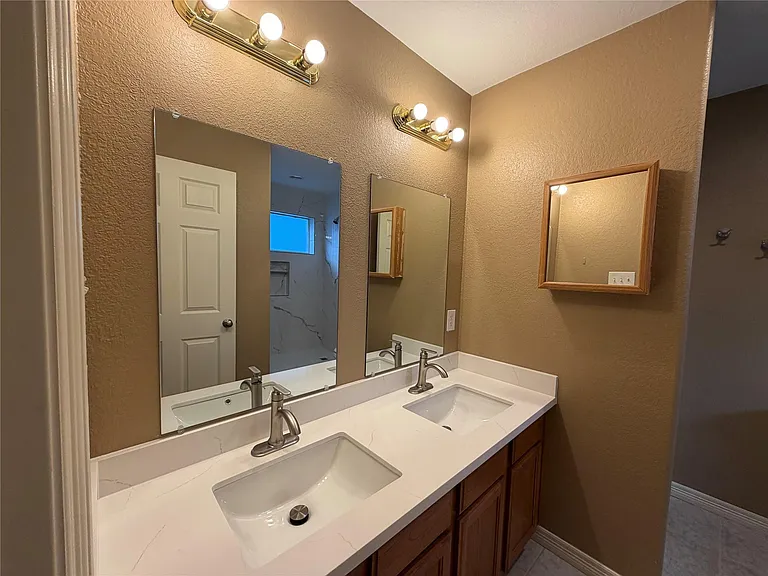 9110 Prairie Trails Dr — Photo 18