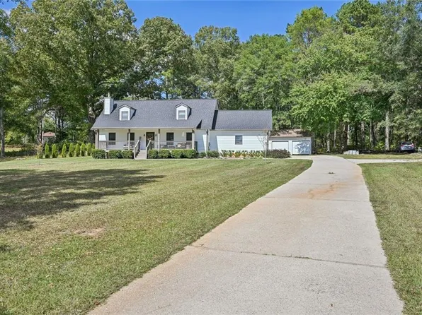 2737 Lake Paradise Rd, Villa Rica, GA 30180