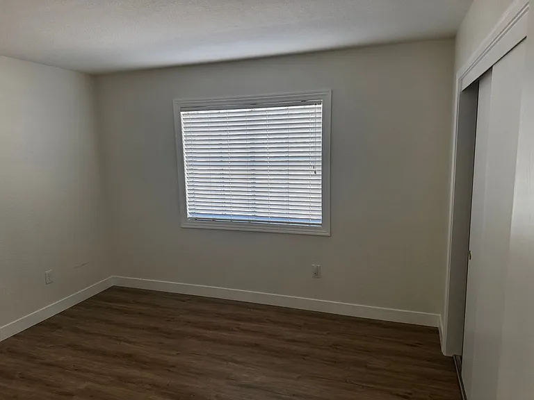 2533 Tumble Brook Dr — Photo 13