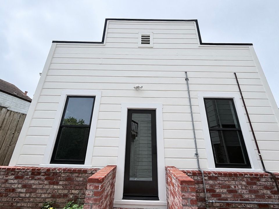 1st image of 3774C Mission St