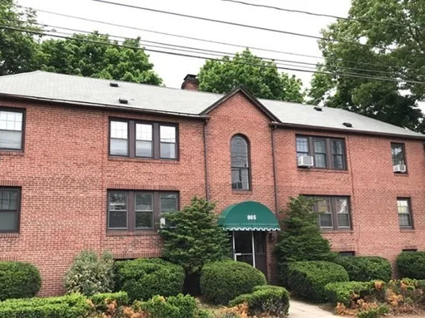 865 Boylston St APT 6, Newton, MA 02461