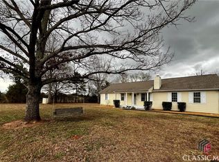 194 Mitchell Farm Rd, Colbert, GA 30628