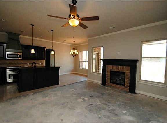 3rd image of 15208 Western Vista Dr