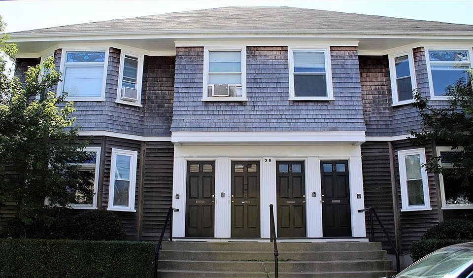 1st image of 25 W Narragansett Ave