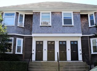 25 W Narragansett Ave, Newport, RI 02840