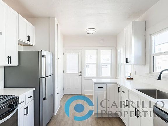 2nd image of 138 5th Ave APT D