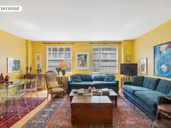 116 Central Park South image 1 of 5