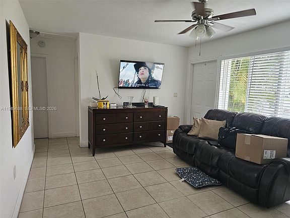 4th image of 569 Tallulah Rd