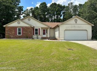 403 Smoke Tree Pl, Midway Park, NC 28544