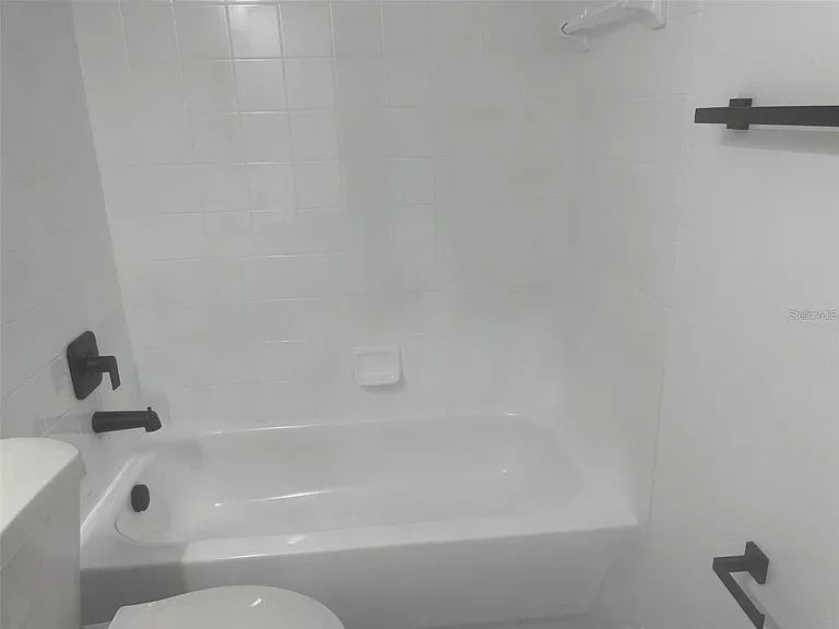 2421 Ashecroft Dr — Photo 14