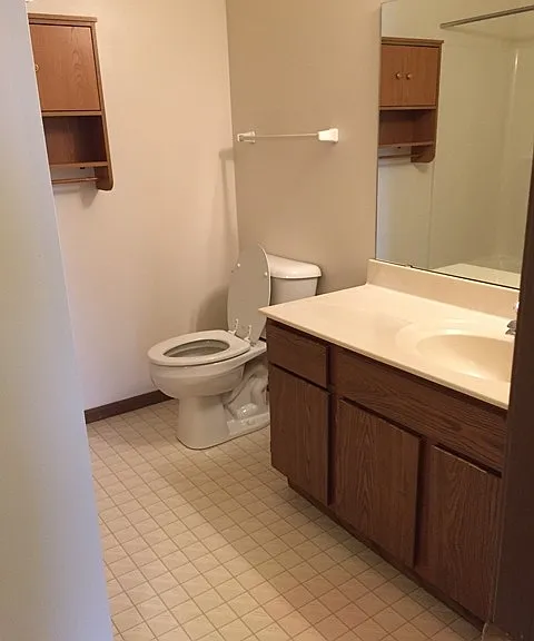 Bathroom-2_05172019