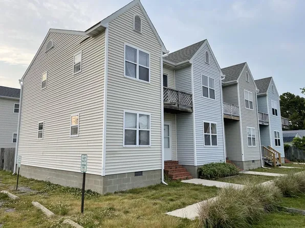 6323 Teal Ln, Chincoteague, VA 23336