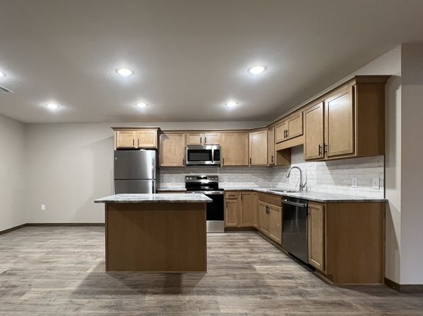 Gateway Place Apartments | 3250 Gateway Dr, Eau Claire, WI