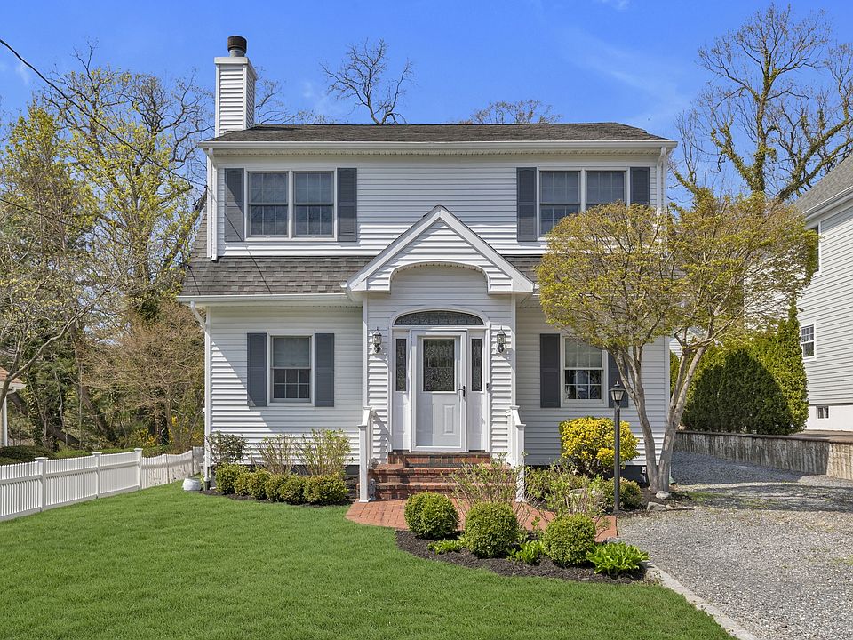 1st image of 23 Grove St