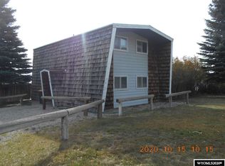 320 Larsen St, Rawlins, WY 82301