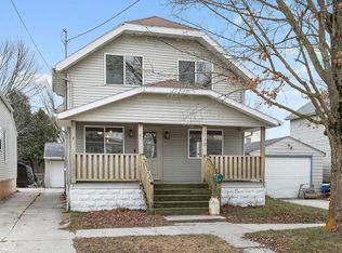 1719 21st St, Two Rivers, WI 54241