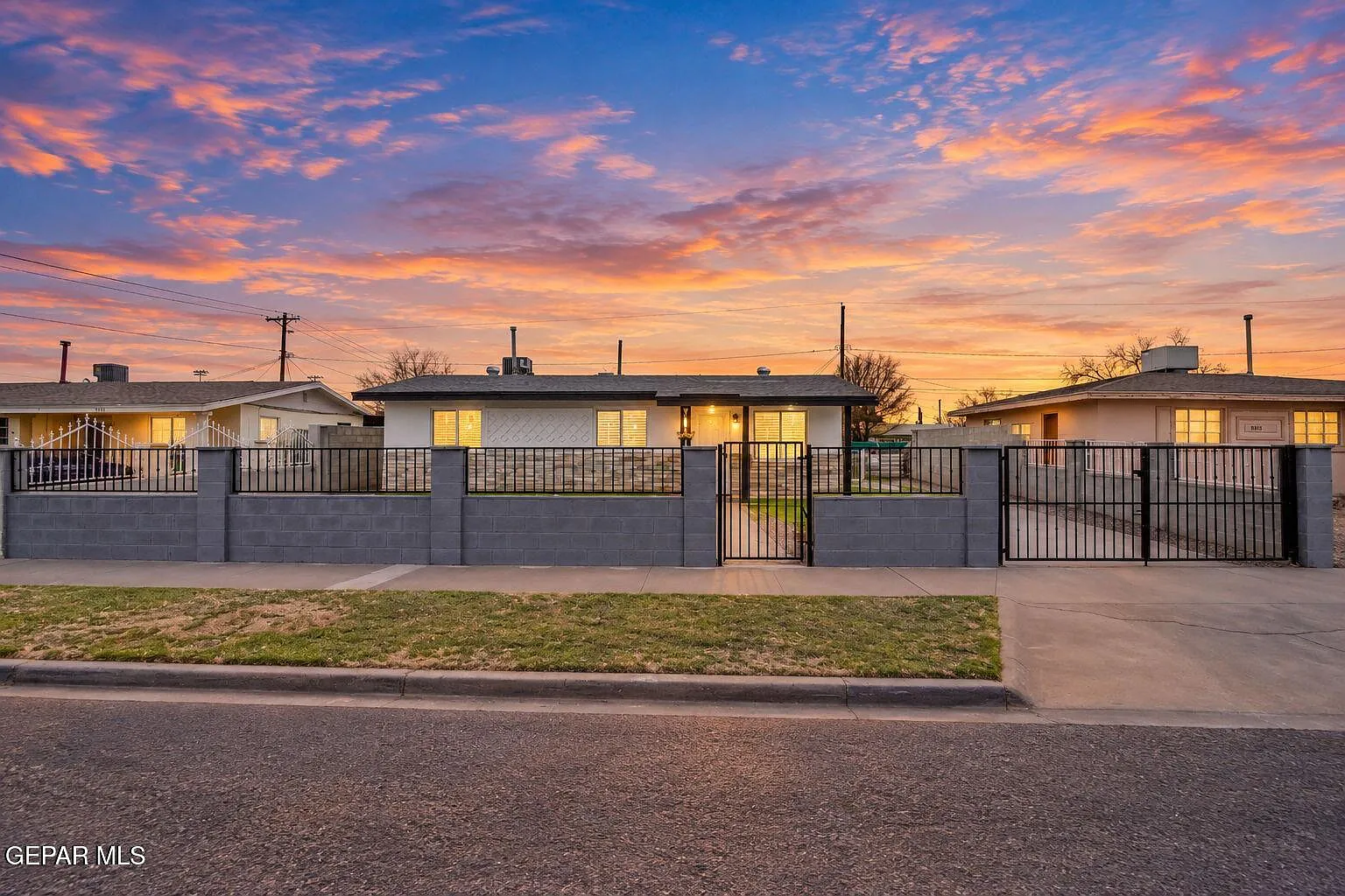 3 bed, 1.0 bath, 1000 sqft, $1,150 — Photo 2