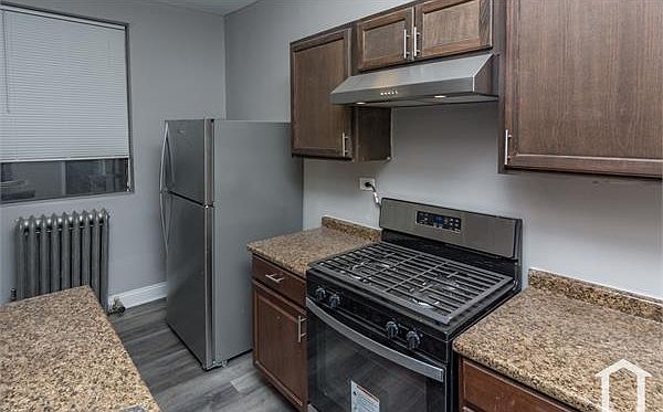 2nd image of 2475 E 74th Pl APT 3W