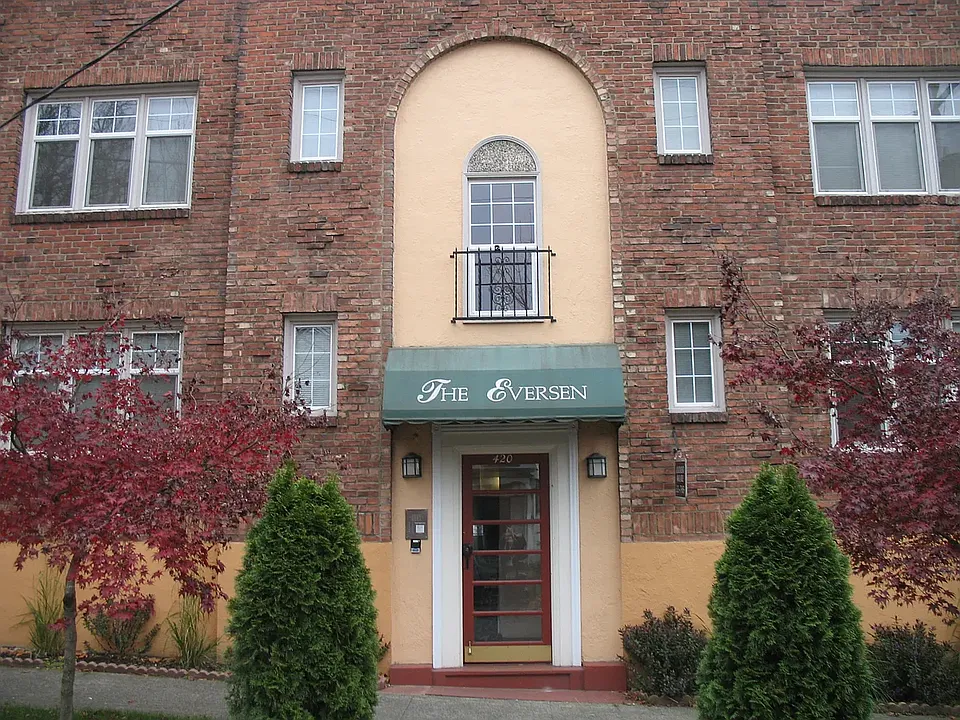 Eversen Apartments