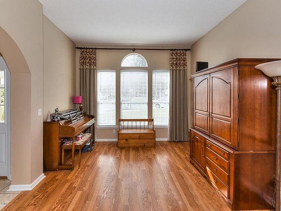4th image of 11315 Panther Creek Ct