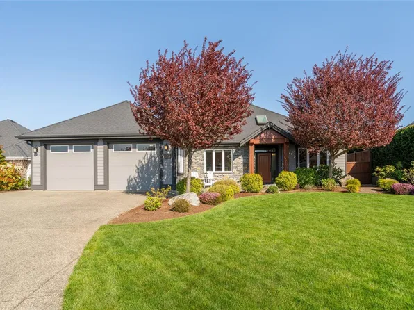 1043 Blue Water Pl, Nanaimo, BC V9P 0C6