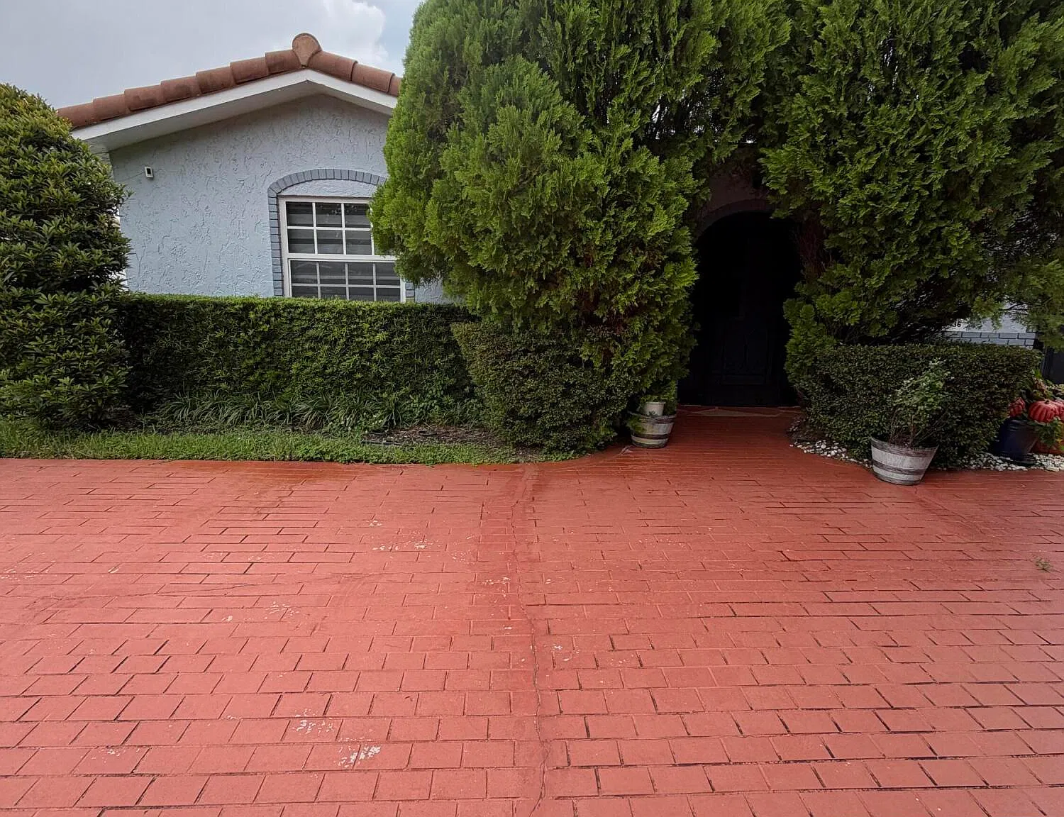 3 bed, 2.0 bath, 1892 sqft, $5,500 — Photo 3