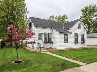 208 4th St S, Cold Spring, MN 56320