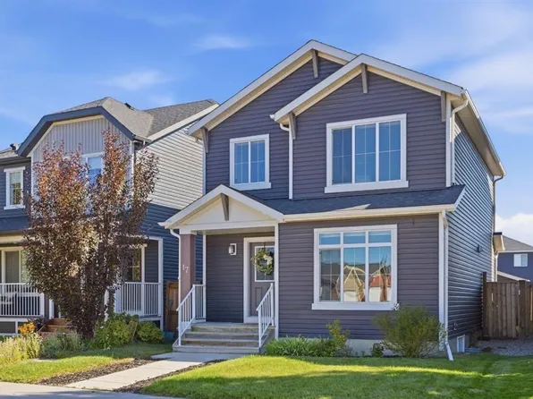17 W Fireside Cv, Cochrane, AB T4C 0X3
