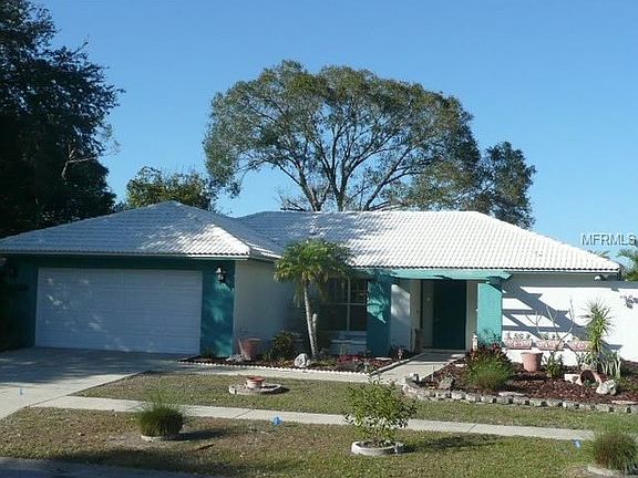 3rd image of 1829 Woodhaven Cir
