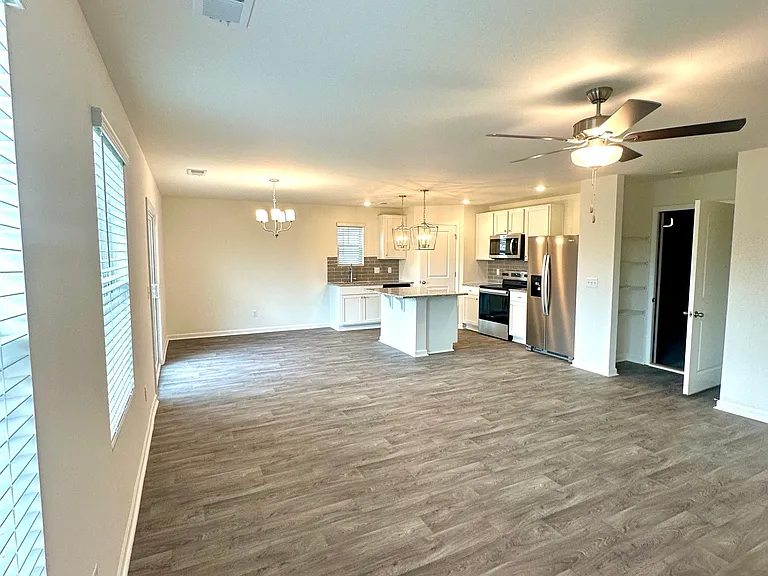 6039 Willutuck Dr — Photo 3