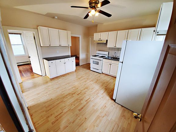 Kitchen (View from back entrance)