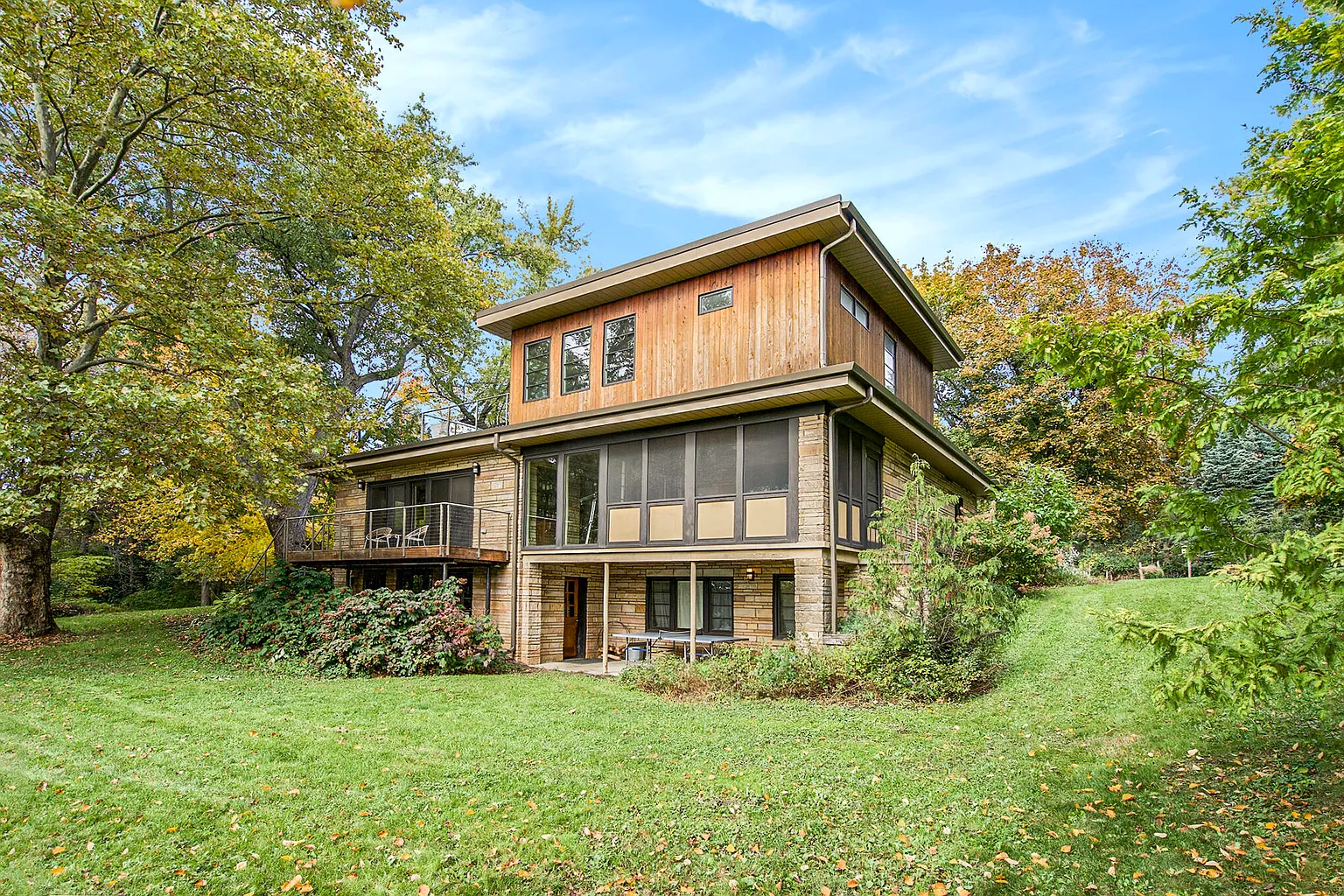 2730 Whitmore Lake Rd photo 1