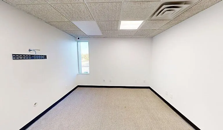4770 Indianola Ave #205 — Photo 14