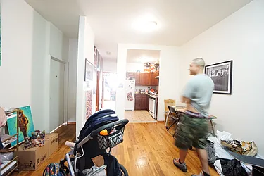 Rented by Rennit Inc.